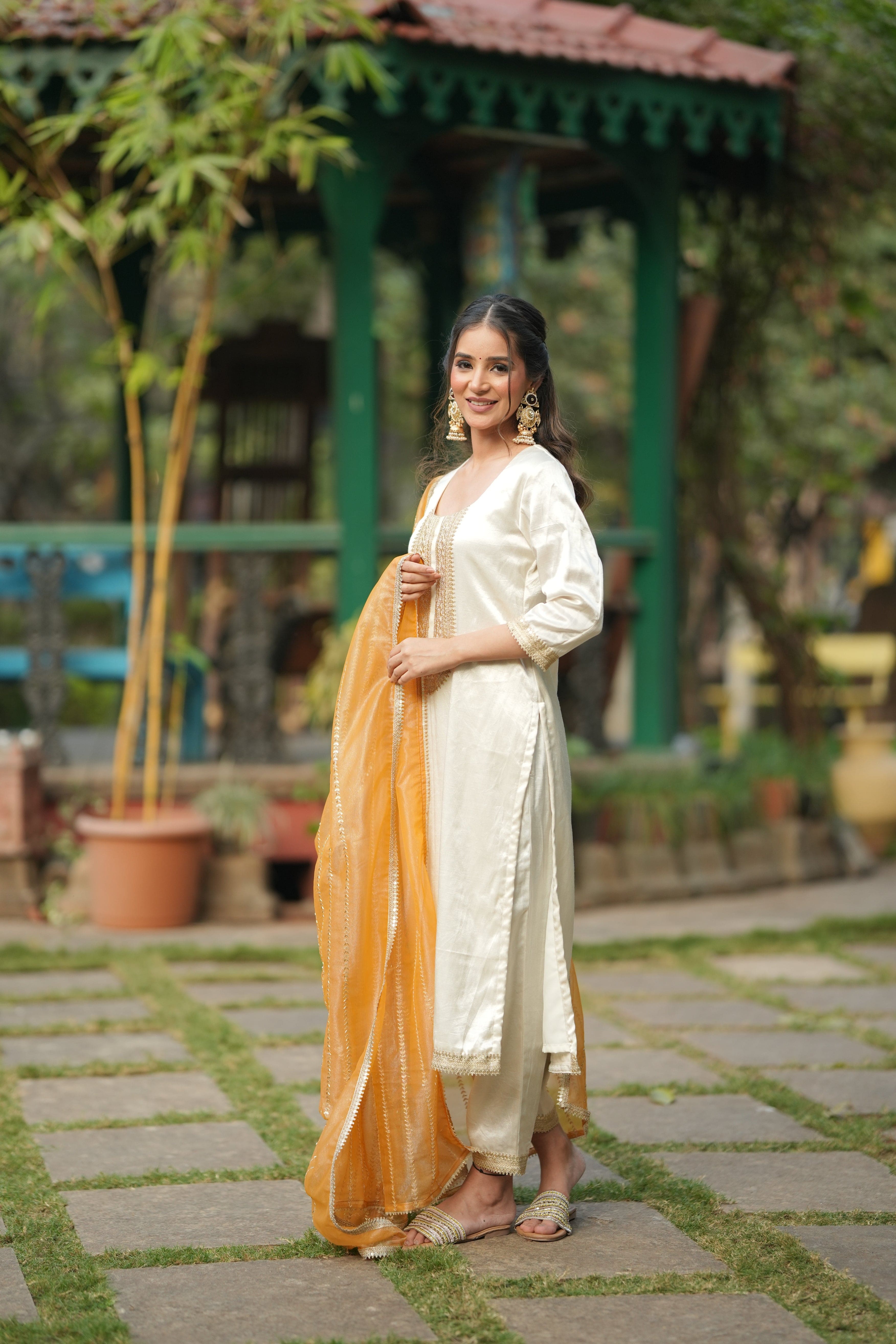 Artisan's Motif Silk Ensemble