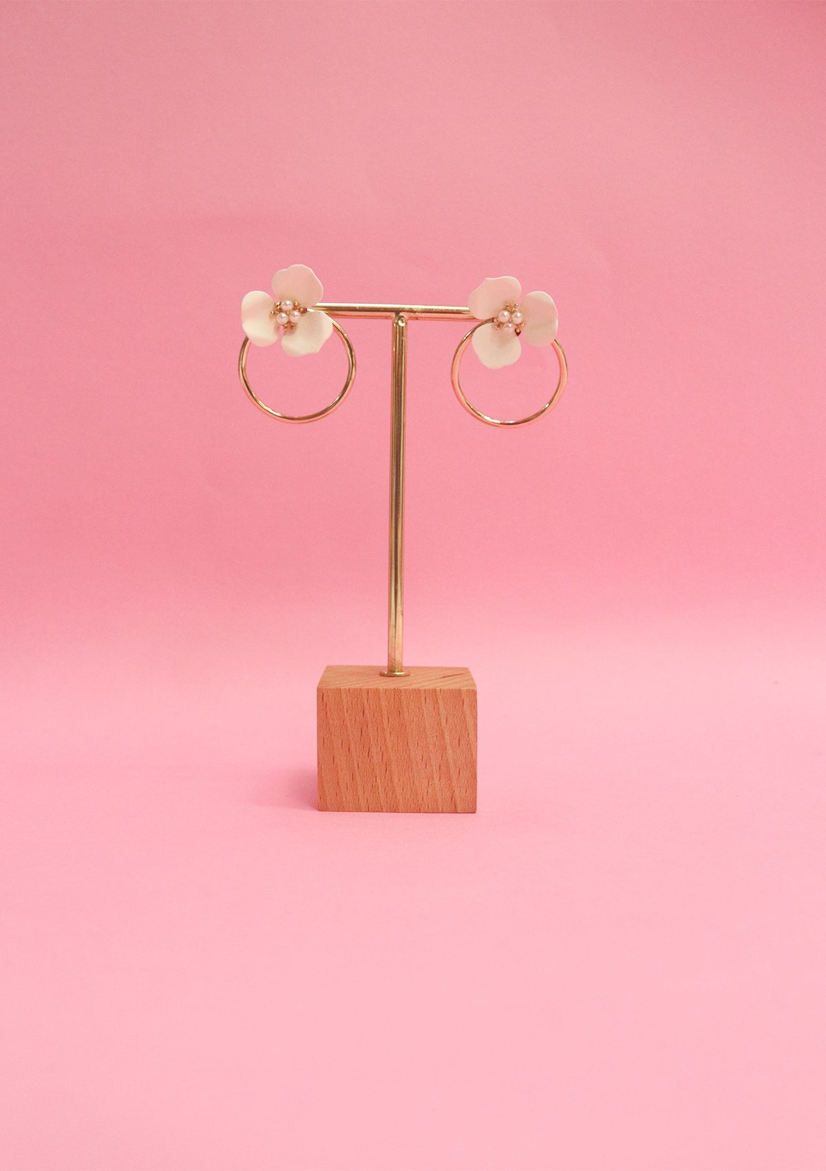 Flower hoop earring
