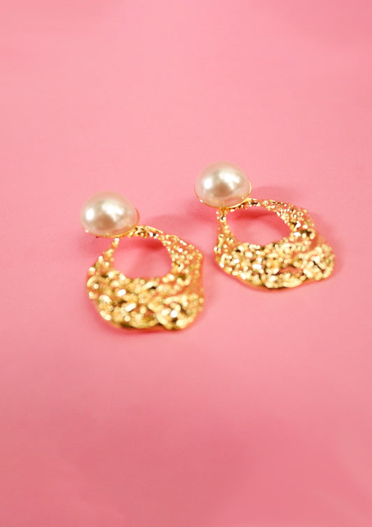 Pearl drop earrings