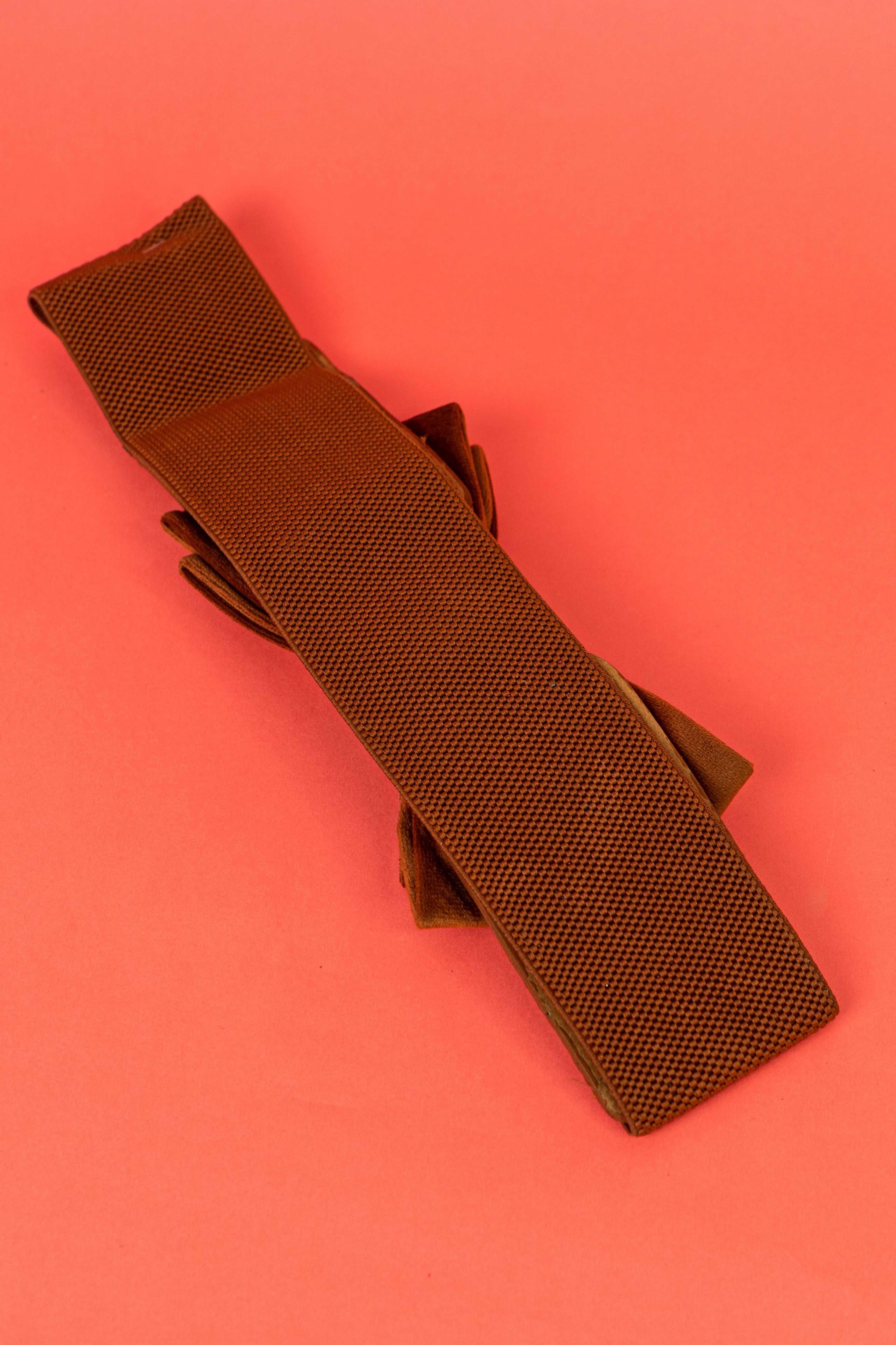 Brown bow western waist belt