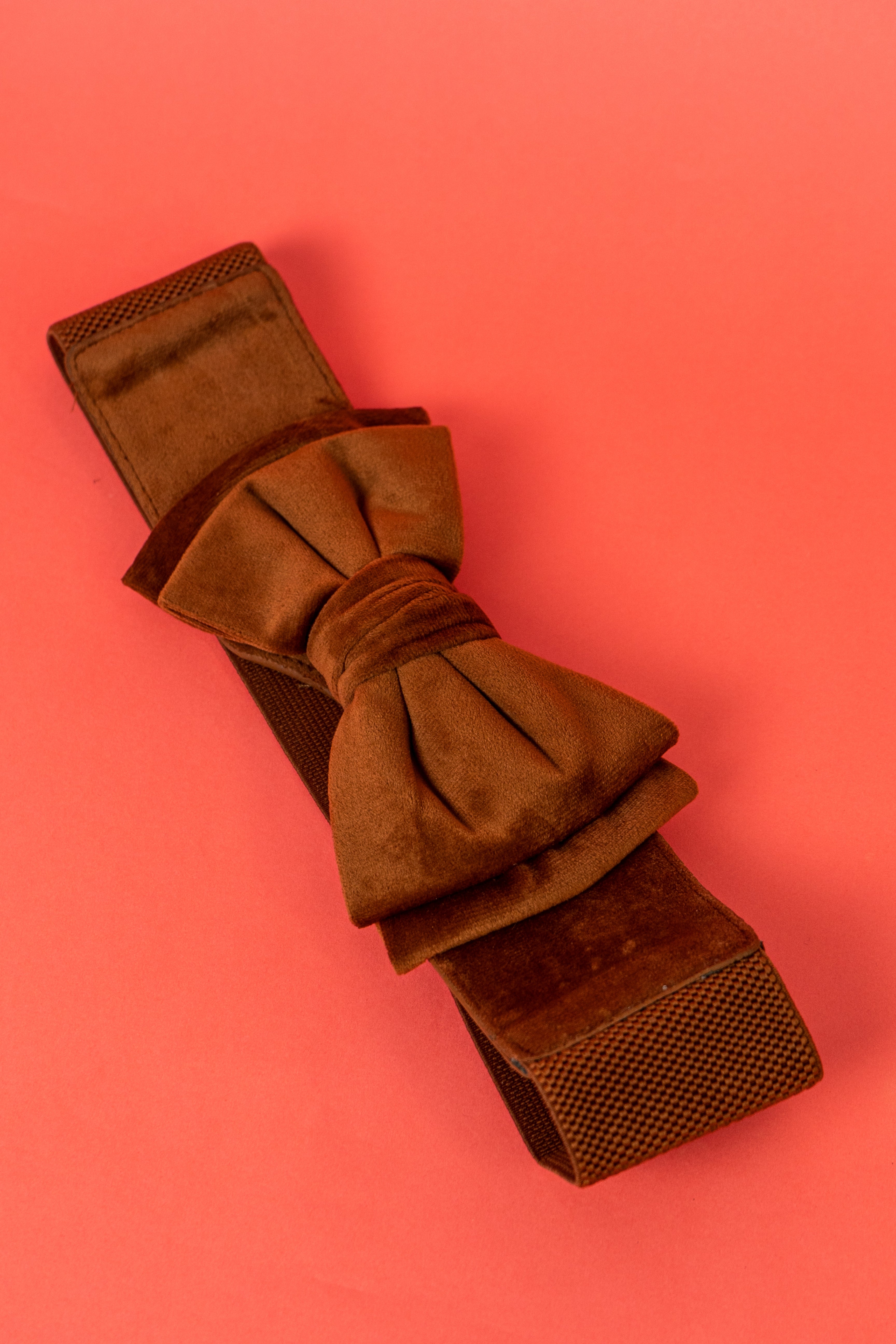 Brown bow western waist belt