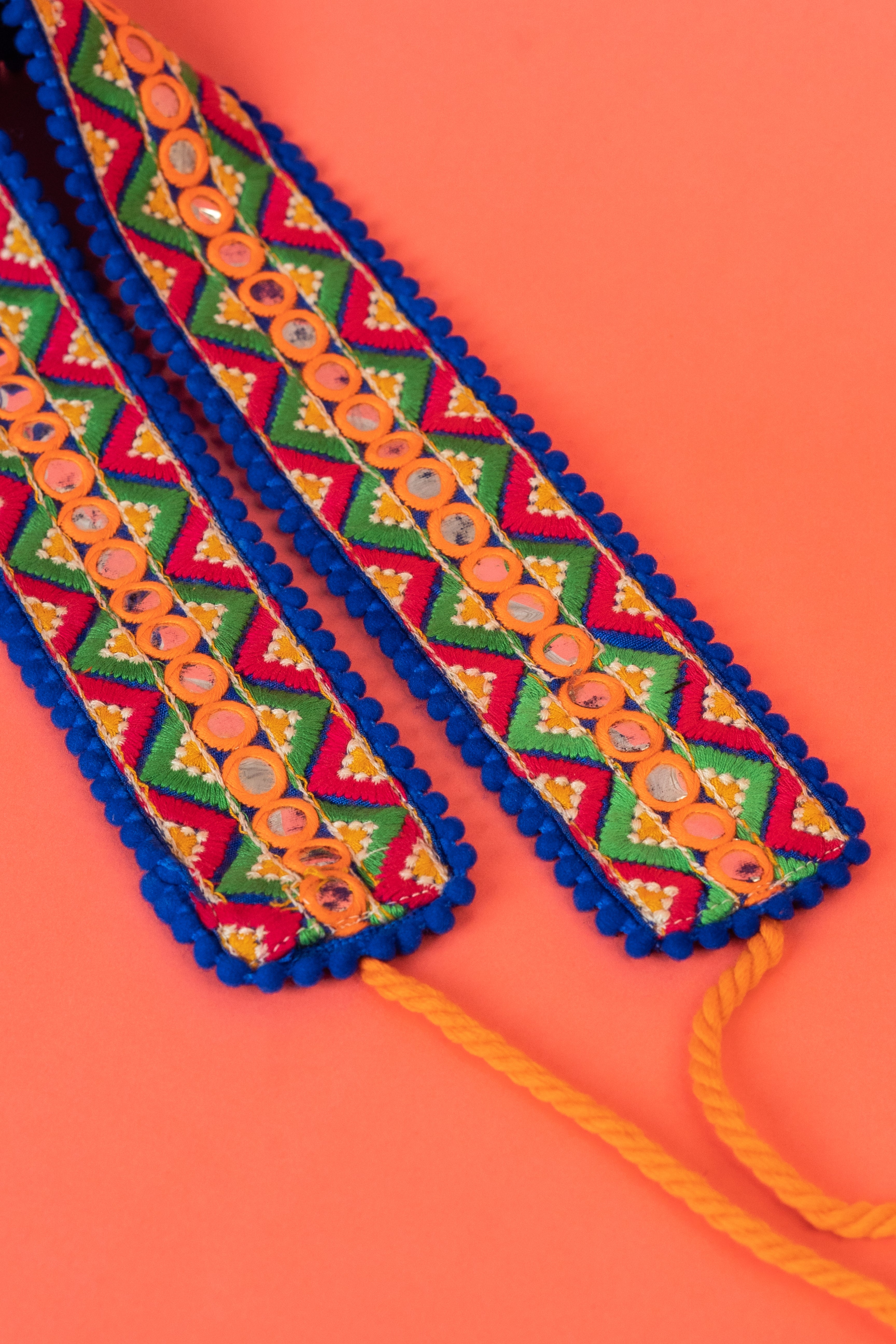 Multicolour threads hand embroidered waist belt