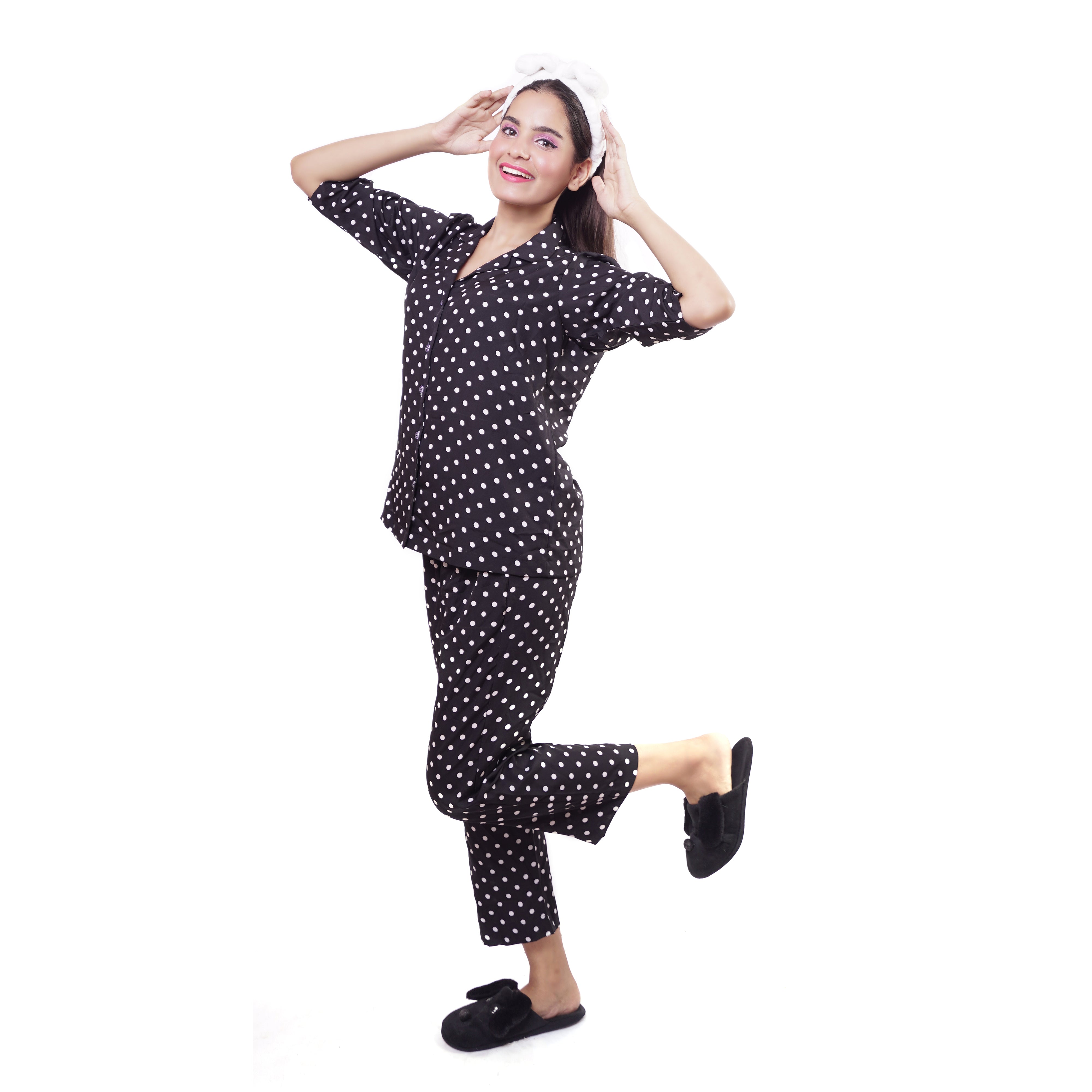 Black and White Polka Dot Ankle Length Night Suit